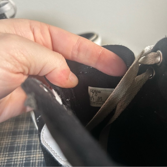 Vans Black and White High-Top Sneakers - Picture 5 of 5